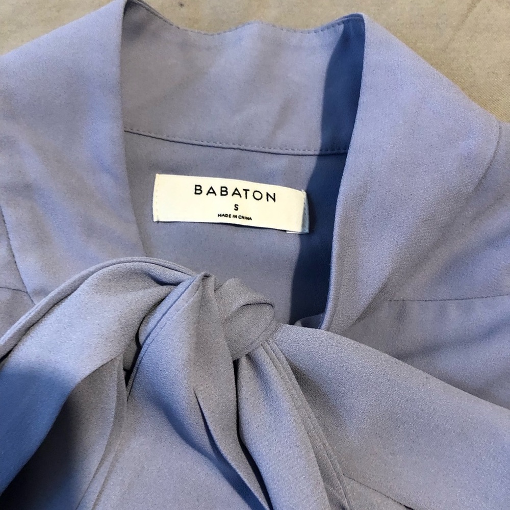 Babaton (Aritzia) lavender tie neck blouse